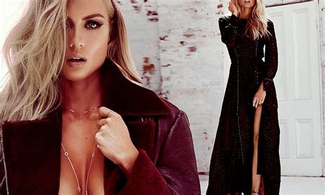 Elyse Knowles Goes Topless On The Cover Of Cosmopolitan