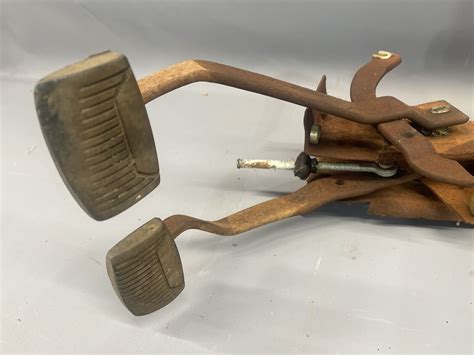 1960 1964 Ford Fairlane Comet Falcon 4 Speed Clutch Brake Pedals 1961