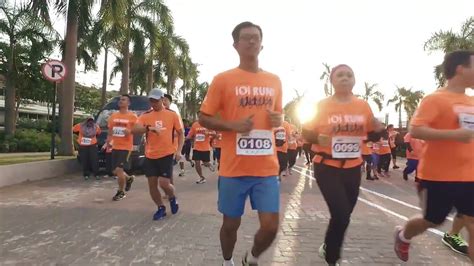It is easily accessible via major highways and public transport. IOI City Mall Run 2016 - YouTube