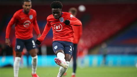 Breaking news headlines about bukayo saka linking to 1,000s of websites from around the world. Saka reveals which England player impressed him most on his first senior call-up | Sporting News ...