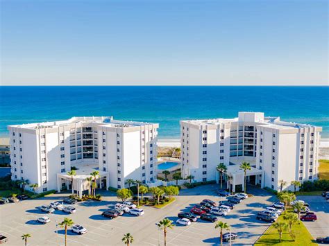 Regency Towers 105 East 2 Bedroom Vacation Condo Rental Pensacola Beach Fl 141561 Find Rentals