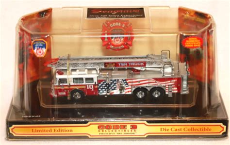 Code 3 Fdny Fire Ladder 10 Rear Mount Seagrave Diecast 164 Scale 12724