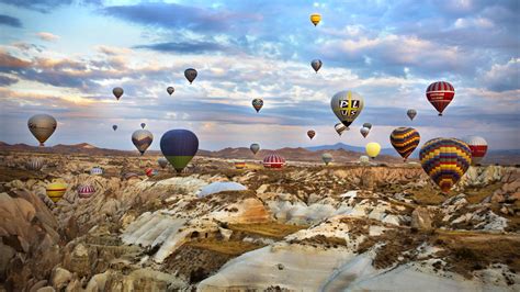 Hot Air Balloons At Capadocia Breathtaking Places Turkey Tour