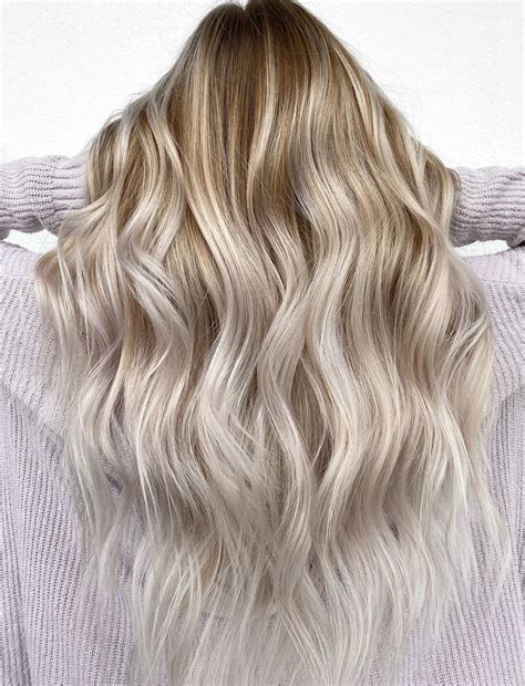 50 heart stopping platinum blonde hair colors for 2022 hair adviser platinum blonde hair