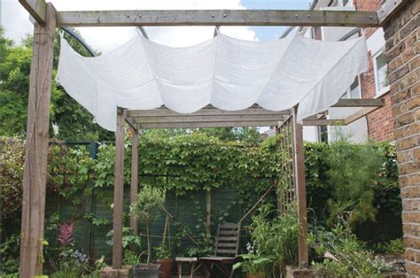 These diy outdoor canopy are stylish, durable and suitable for all types of exhibitions. DIY Patio Canopy: How To Build a Simple & Cheap DIY Canopy ...