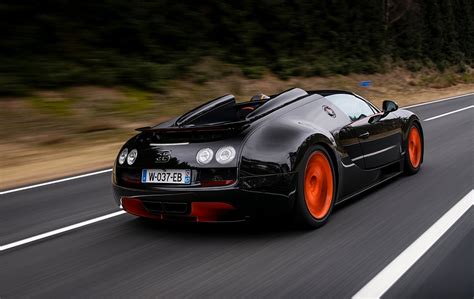 Bugatti Veyron Grand Sport Vitesse Rear Right Cruising