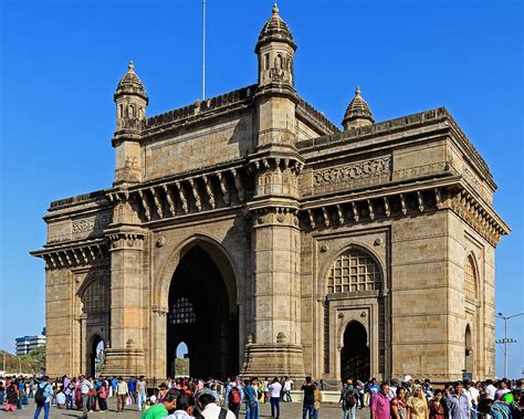 5 Best Places To Visit In Mumbai 2024