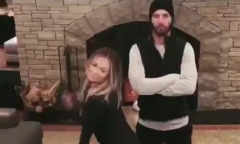 Paulina Gretzky Dustin Johnson Do All Of Beyonces Dance Moves For