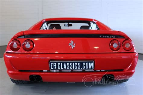 The removable targa top fits tightly. Ferrari F355 GTS Targa 1995 for sale at ERclassics