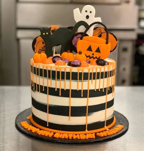 50 Spooktacular Halloween Cake Ideas The Wonder Cottage