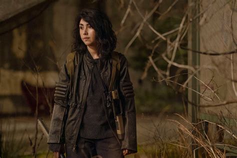 The Walking Dead World Beyond S02 Images Preview The Road To War