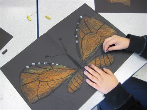 Teachkidsart Monarch Butterflies With Oil Pastel