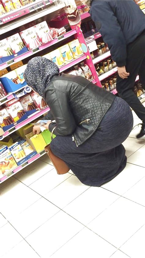 Arab Hijab Ass Gros Club Voilee Turbanli Candid Photo