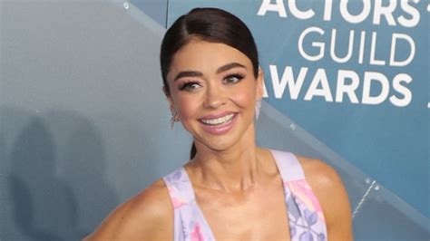 Sarah Hyland Goes Full Little Mermaid Dyes Her Hair Bright Red See