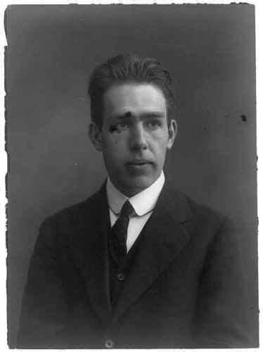 Photoniels Henrik David Bohr1885 1962danish Physicistquantum