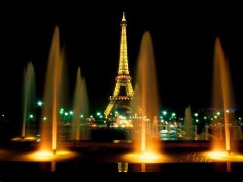 Wallpaper Of Eiffel Tower A Key Scenic Spot And