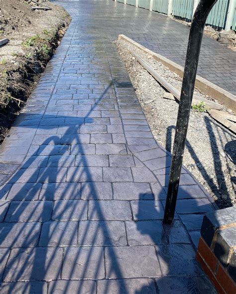 London Cobble Pattern Imprinted Concrete Driveway In Flintshire