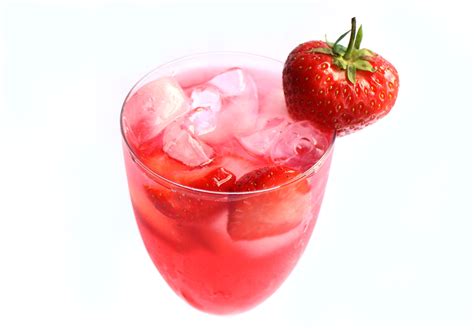 Strawberry Cocktail Recipe Strawberry Cocktails Alcohol Recipes