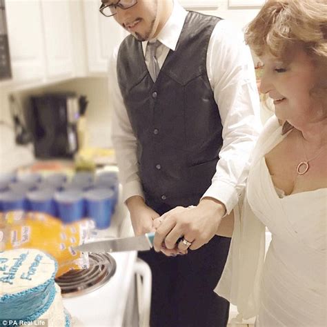 Tennessee Grandmother Marries A Year Old She Met At Her Son S