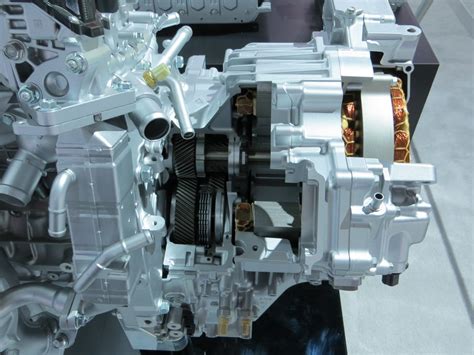 Hondas Excellent Two Mode Hybrid System Wins Gcj Technology Award