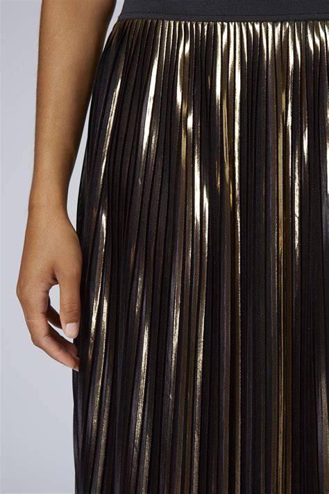 Gold Foil Pleated Midi Skirt New In This Week New In Pleated Midi