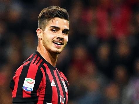 Official page of andré silva, player of. Andre Silva Wallpaper