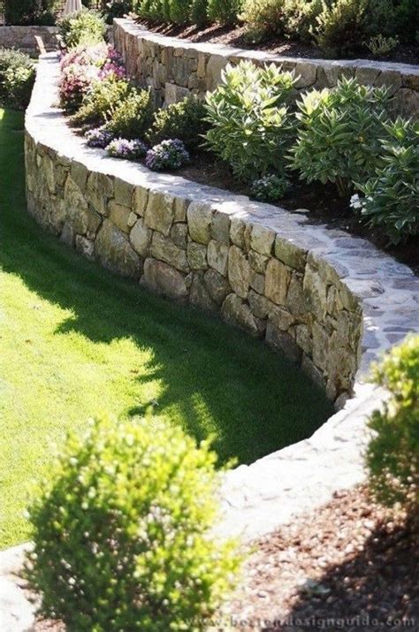 Gorgeous Front Yard Retaining Wall Ideas For Front House 24 Backyard
