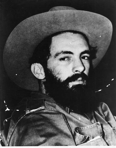 Camilo Cienfuegos Cuba24 Camilo Cienfuegos Ernesto Che Guevara De La Serna