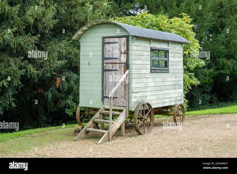 Old Shepherds Hut High Resolution Stock Photography And Images Alamy