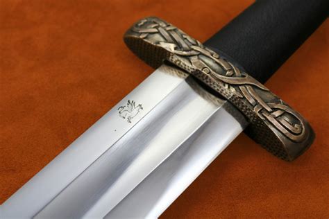 Two Handed Viking Sword Darksword