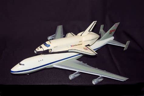 1 144 Revell Sca And Shuttle
