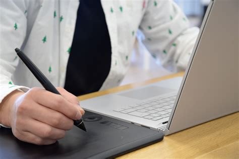 Have you faced any issue while trying to connect the tablet to the pc? 10 Best Drawing Tablets For All Skill Levels in 2020