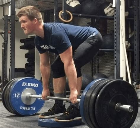 They are phenomenal for strengthening the hips, hamstrings and lower back. 5 Benefits of the Romanian Deadlift - BarBend