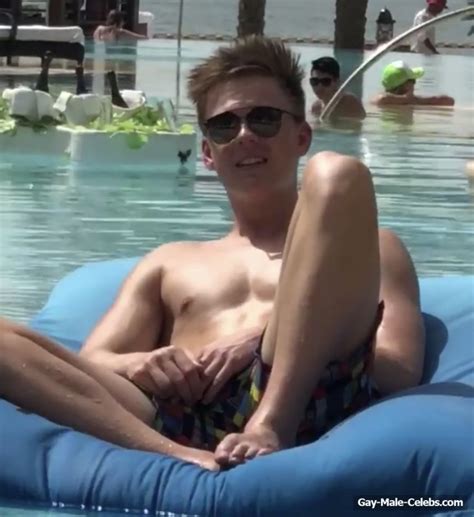 Caspar Lee Nude And Hot Bulge Underwear Photos Gay Male Celebs