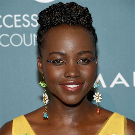 Lupita Nyongo Shines On The Red Carpet In Glittering Facial Jewelry L