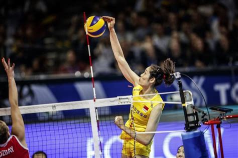 中國女排vs意大利女排··2019世界女排聯賽香港站part 5 china vs italy ~the women's volleyball nations league 2019. 中國女排2020世聯賽分組出爐!全部主場作戰，PK義大利還在香港 - 每日頭條