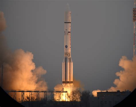 Russia Designing New Medium And Heavy Lift Space Rockets Video