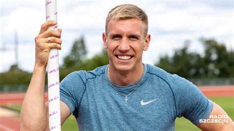 Check spelling or type a new query. Piotr Lisek w finale MŚ w skoku o tyczce - Sport - Radio ...