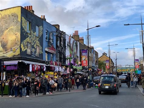 15 Best Neighborhoods To Live In London According To Locals