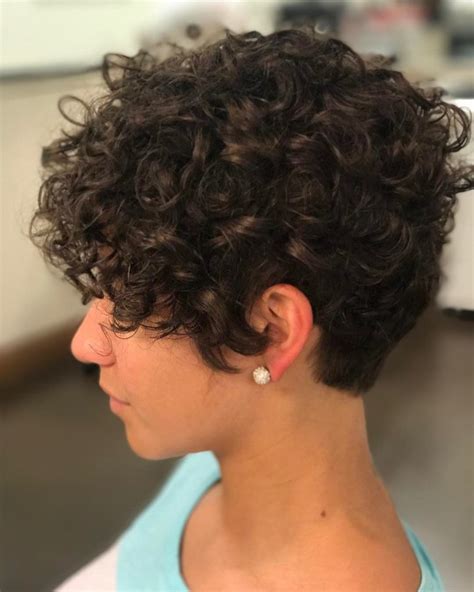 Free How To Style Short Curly Hair With Bangs Hairstyles Inspiration