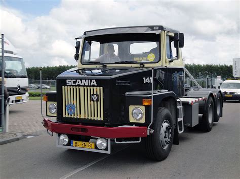 Scania 141 Vintage Trucks Old Trucks Towing And Recovery Scania V8