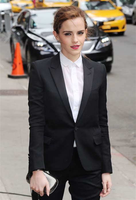 Emma Watson In Fitted Trouser Suit Arriving To The Late Show With David