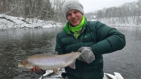 We lost her at the net but the clip is good with some great jumps! According to Michigan Fishing Guide Chad Betts, This Spring Will Be Incredible for Steelhead