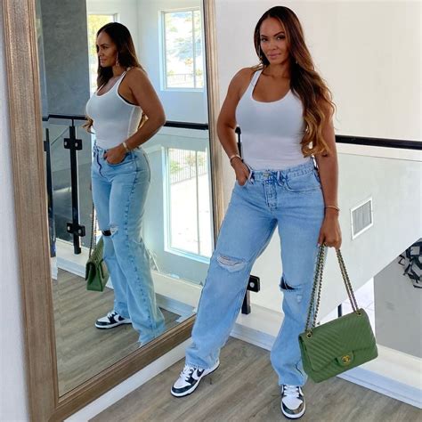 Evelyn Lozada On Instagram “rockin My 90’s Jeans Goodamerican A Time When There Was Many