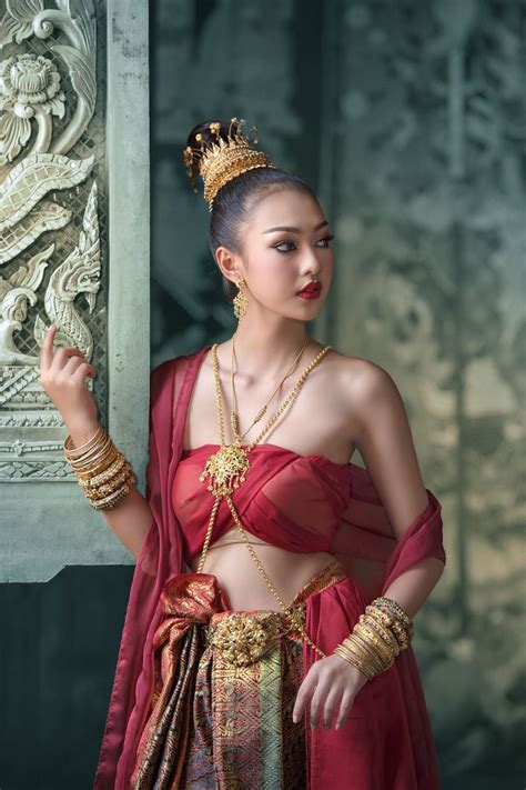 Thai Traditional Dress 500px Thai Traditional Dress Beautiful Thai Women Traditional Dresses