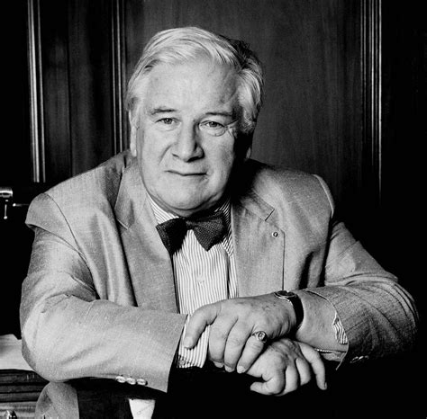 Peter alexander freiherr von ustinov. Peter Ustinov peter ustinov wiki