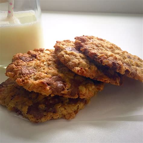 Spread the cookie dough in the bottom of a 9 13 baking dish see 4. Cookie In A Jar Recipe - Oat & Chocolate Chip - Eat.Love.Live