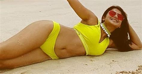 Jennifer Winget In Two Piece Bikini Flaunts Her Fine Sexy Body See