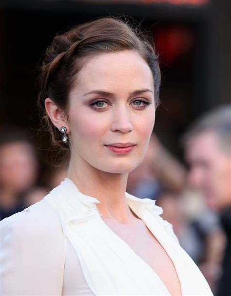 Emily olivia leah blunt (born 23 february 1983) is a british actress. Disney's 'Jungle Cruise' Movie Still Happening, Emily ...