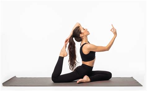 Los Mejores Estiramientos De Yoga Para Relajar Tus Isquiotibiales